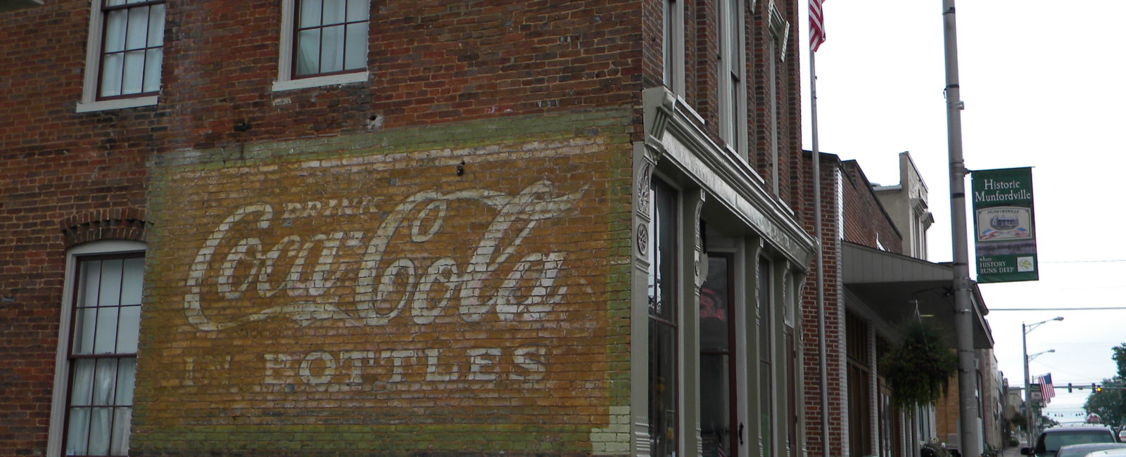 Coca Cola ghost sign, Munfordville